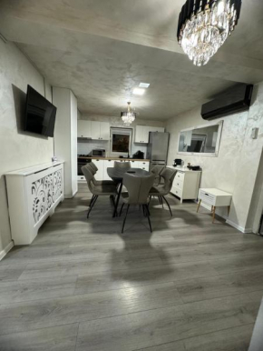 RIN HOUSe 1